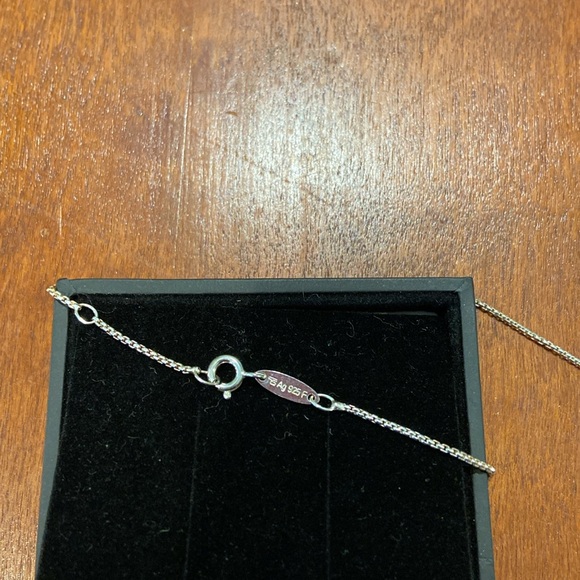 Thomas Sabo 925 16” necklace and seahorse charm - Picture 5 of 8